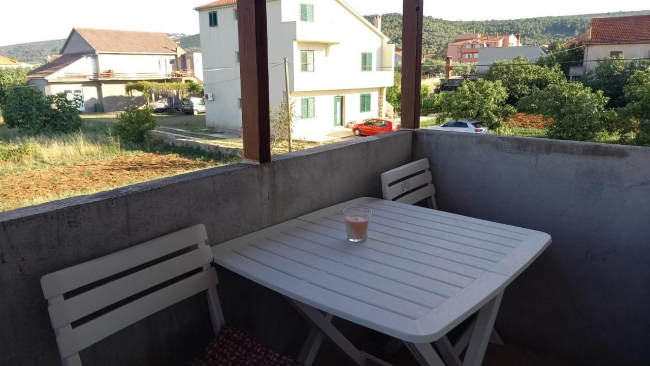 Apartmani Marija Pašman Eksteriør billede