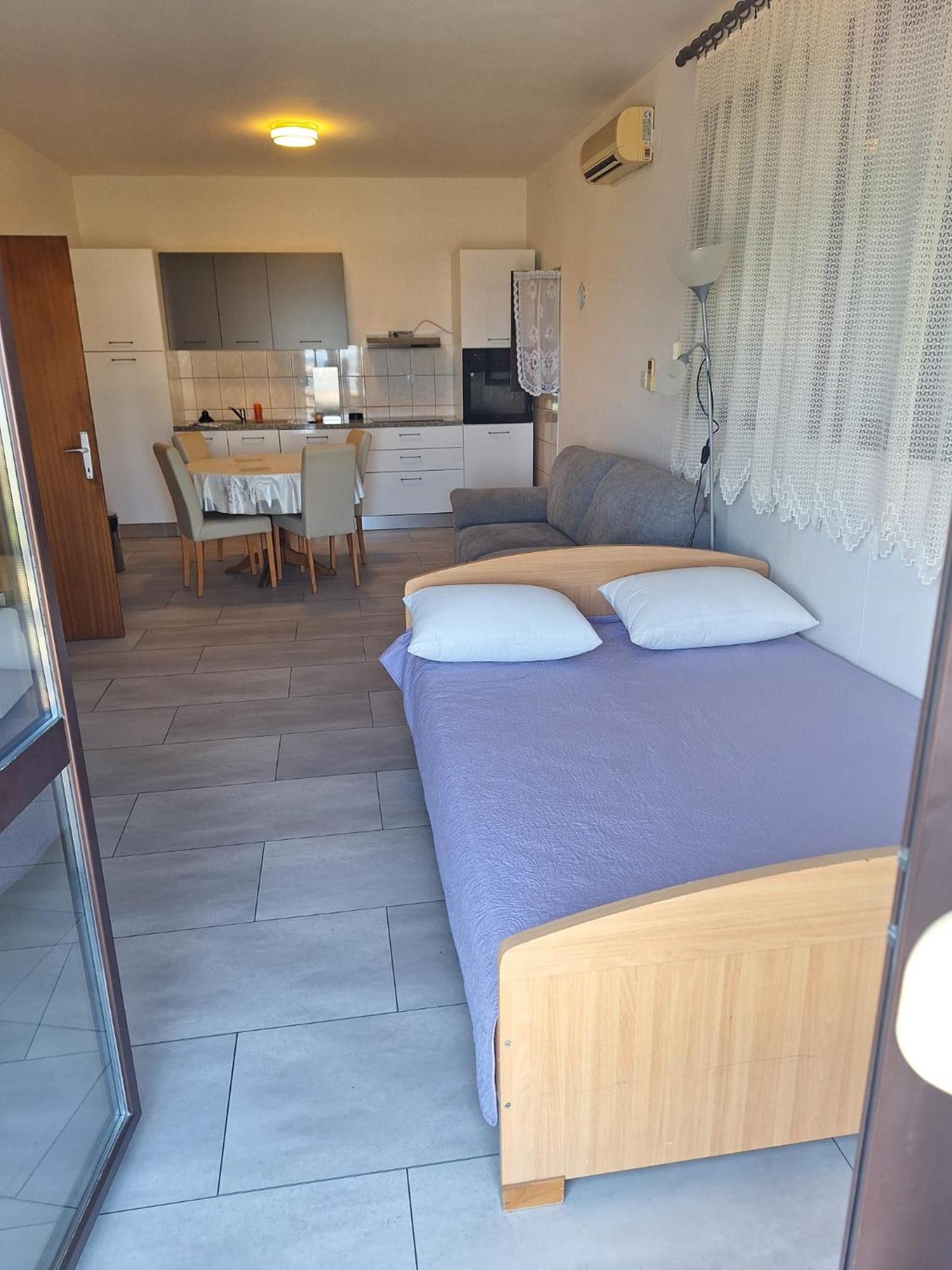 Apartmani Marija Pašman Værelse billede