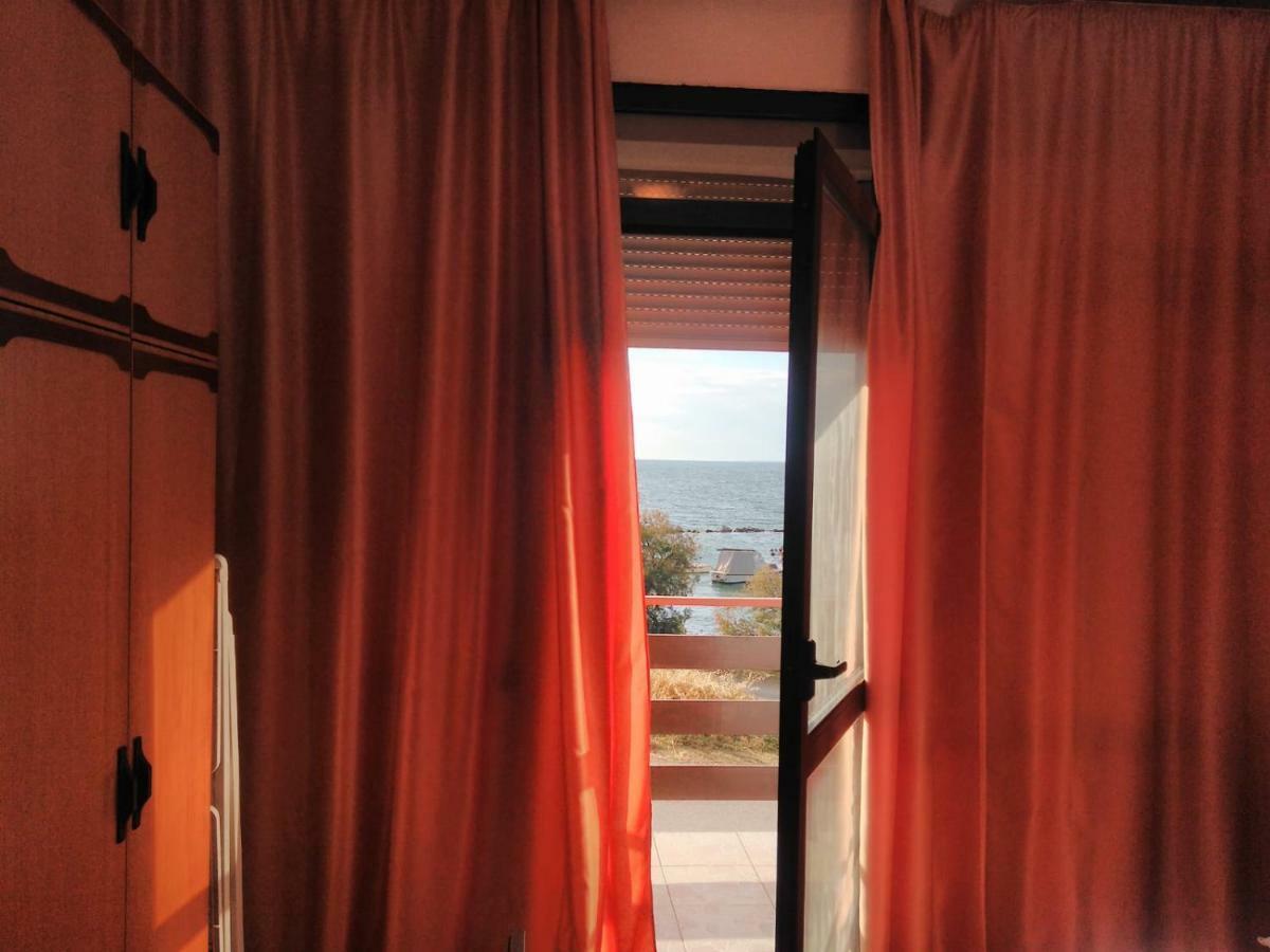 Apartmani Marija Pašman Eksteriør billede